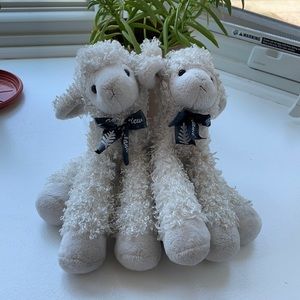 Sheep stuffed animals from New Zealand